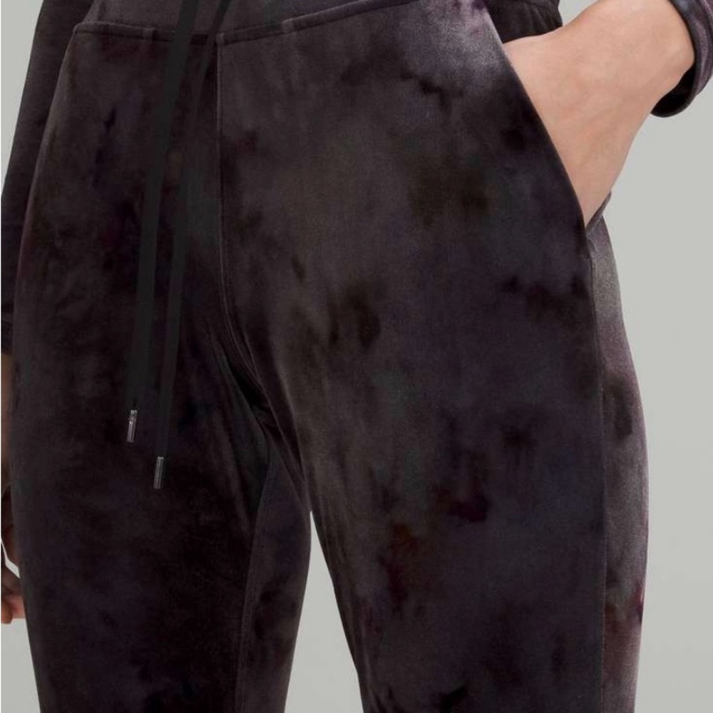 Lululemon Ready to Crush Velour Jogger